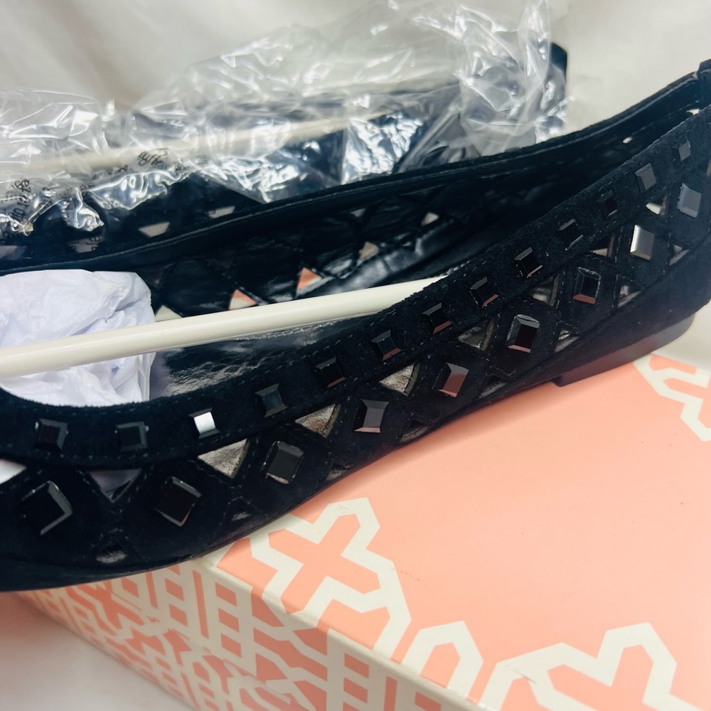 GIANNI BINI
Style CHARM-BRITE
Color BLACK
274/535/40
Size 10
New